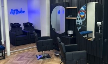 AJ Barber  : Barbier à Paris