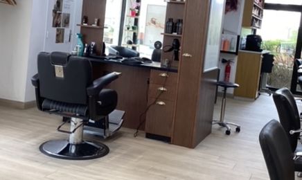 Viva La Vie - by AR Coiffure Magny-les-Hameaux : Coiffeur à Magny-les-Hameaux