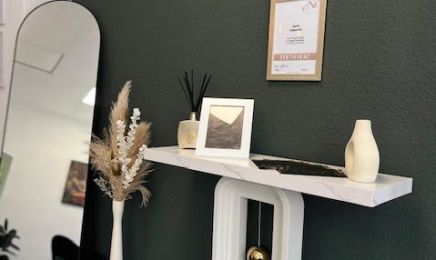 Beauty DEK2 Lounge: Kosmetikstudio in Bad Homburg vor der Höhe