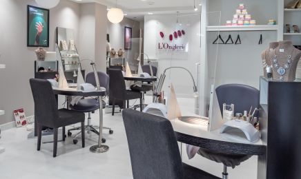 L'Onglerie® - Cholet : Coiffeur à Cholet