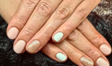July Beauty Nails : Manucure à Plédran