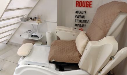 Beauté et Look « Le Bar à Ongles » : Manucure à Grenoble