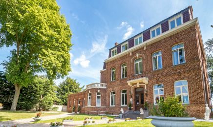 Le Manoir de Fourcy : Institut de beauté à Corbehem