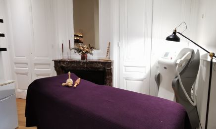 Caroline - Chez Louis Lorenzo : Manucure à Tassin-la-Demi-Lune