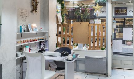 Naturelles Beauté : Manucure à Tournus