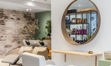 SAKURA BY KARO : Coiffeur à Loix