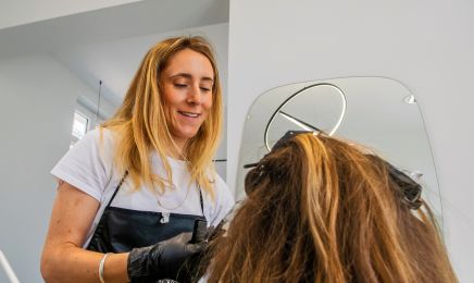 Villa Nõ Coiffure : Coiffeur à Cottenchy