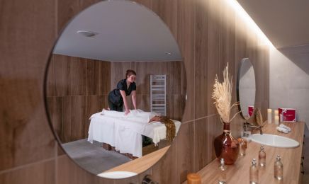 GOLDEN TULIP LYON OUEST – HOTEL & SPA : Manucure à Limonest