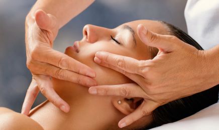 Joli Minois - Facialiste - Massage Kobido en institut / A domicile Bordeaux : Réflexologue à Bordeaux
