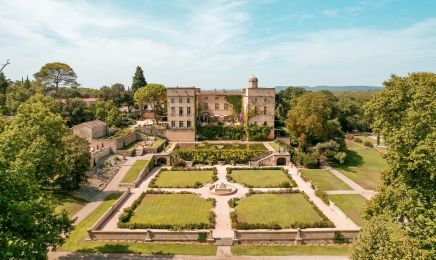 Chateau de pondres : Institut de beauté à Villevieille