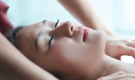 Espace beauté : Manucure à Étampes