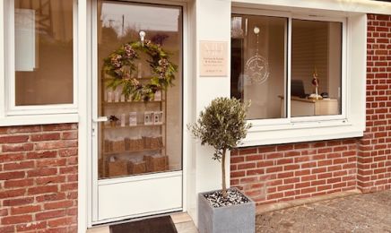 MD Esthetique  : Institut de beauté à Pont-l'Évêque