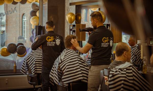 Goldene Finger Schönberg