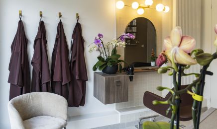 La parenthèse : Coiffeur à Les Bréviaires