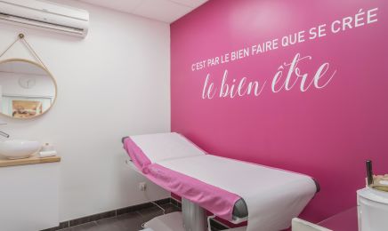 Esthetic Center - Champniers : Institut de beauté à Champniers