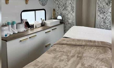 Beauty’s van salon : Manucure à Quimper