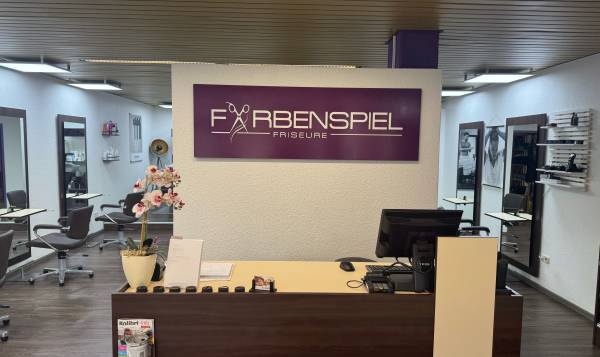 Farbenspiel Friseure