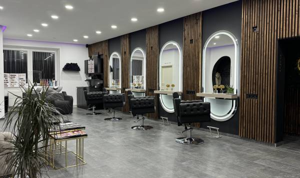 Hair & Beauty by Hannahn & Ismail