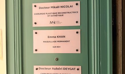 Emma Khan - Maquillage permanent : Institut de beauté à Marseille