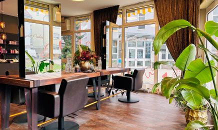 Angela Paulino: Friseur in Heilbronn