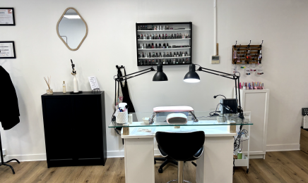 AlizéeNails Beauty Concept : Manucure à La Verpillière