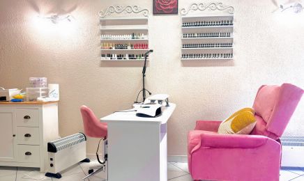 Nouria Beauty Bar : Institut de beauté à Le Mans
