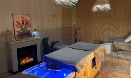La Villa Beauté : Manucure à Condezaygues