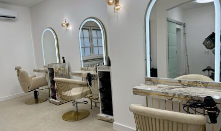 Ivy Salon: Barbershop in Frankfurt am Main