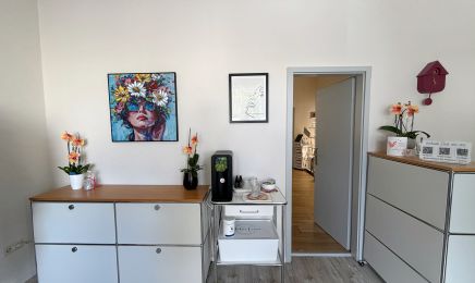 Beautyflash by Andrea Canini : Kosmetikstudio in Duisburg