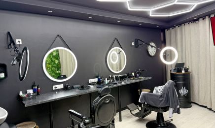 Omega barber shop  : Coiffeur à Thann