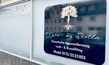 Pure - by Stella: Kosmetikstudio in Stuttgart