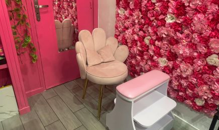 Beauty nails by cha & Mindset tattoo : Manucure à Nice