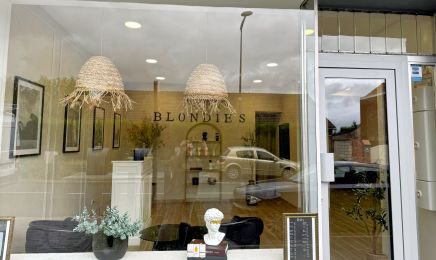 Blondies  : Coiffeur à Éleu-dit-Leauwette