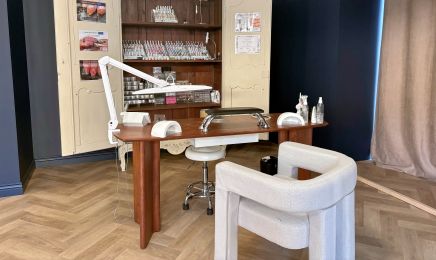 Aesthetikaz : Manucure à Melle