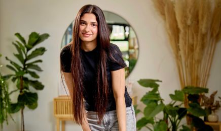 Madita Haircolorist: Friseur in Düren