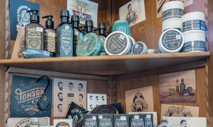 Les Ciseaux Du Marché : Coiffeur à Saint-Jean-d'Angély