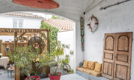 AZ beauté & co - La Flotte en Ré : Manucure à La Flotte