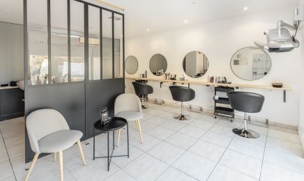 LISYA COIFFURE : Coiffeur à Étauliers