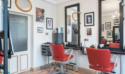 Les Ciseaux Du Marché : Coiffeur à Saint-Jean-d'Angély