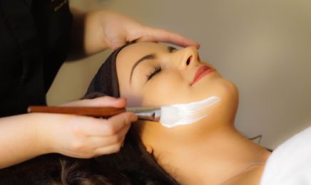 Grain de beaute  : Manucure à Objat