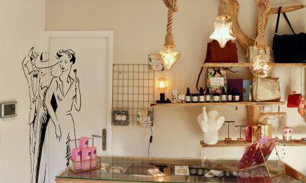 Le Boudoir des Femmes by Maëlys : Institut de beauté à Vers-Pont-du-Gard