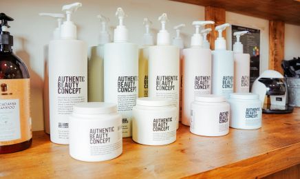 C. Koya : Barbier à Bonnières-sur-Seine