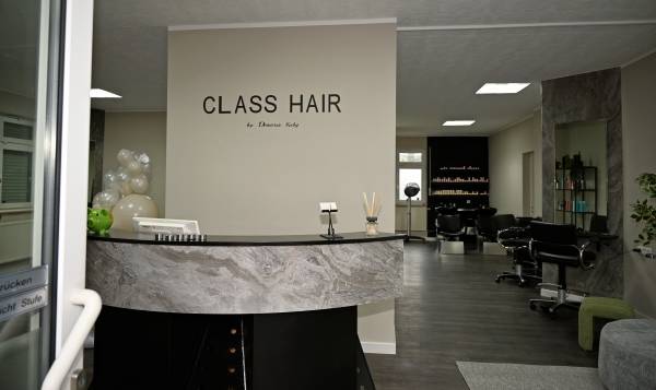 Class Hair by Desara Kalej