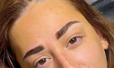 Lya Sourcils Toulon : Institut de beauté à Toulon