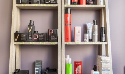 Berang Hair : Coiffeur à Yzernay