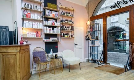 Aux folies d'Ysa  : Coiffeur à Chambéry