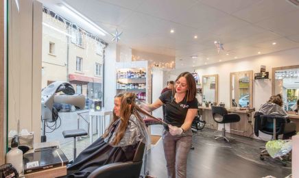 A.J.E COIFFURE : Coiffeur à Anse