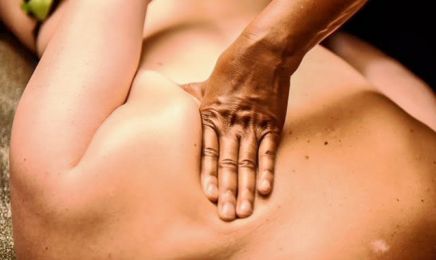 Dominik Decare - Holistic Expert - Massothérapeute - Soins Energétiques : Institut de beauté à La Grande-Motte
