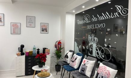 Beauté et Elegance : Manucure à Chartres
