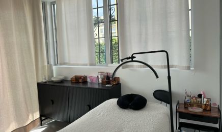 Pom's Ateliers : Institut de beauté à Saint-Laurent-du-Var